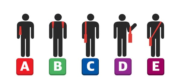 あなたは普段どうやって鞄を持ちますか？