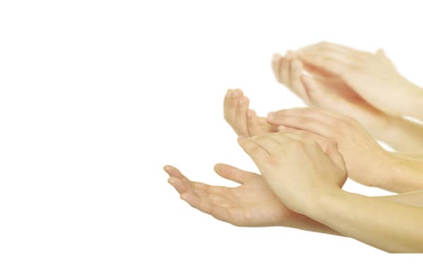 보기와 같이 박수를 쳐보세요! 어느 손이 위에 있나요?